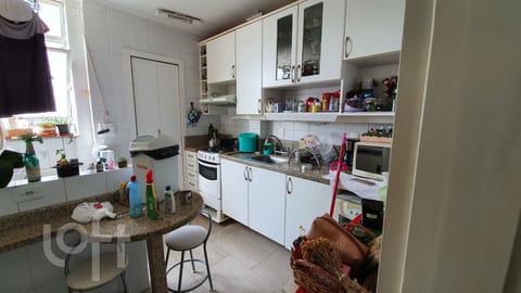 Image 13 - 227774